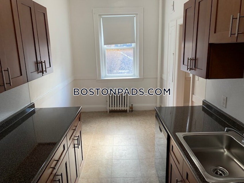 BOSTON - BRIGHTON - BOSTON COLLEGE - 1 Bed, 1 Bath - Image 2