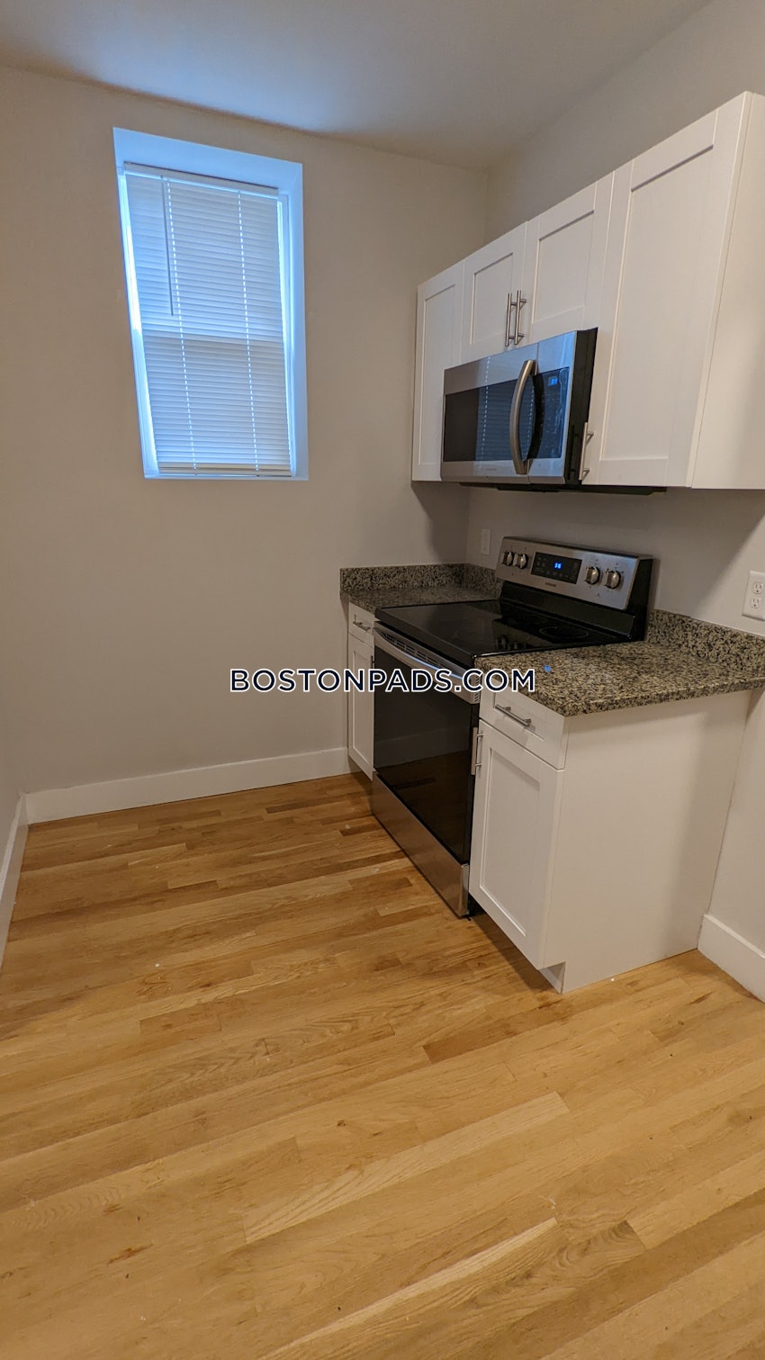 QUINCY - QUINCY CENTER - 2 Beds, 1 Bath - Image 16