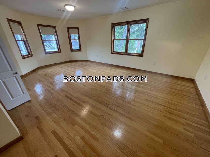 BOSTON - LOWER ALLSTON - 5 Beds, 2.5 Baths - Image 10