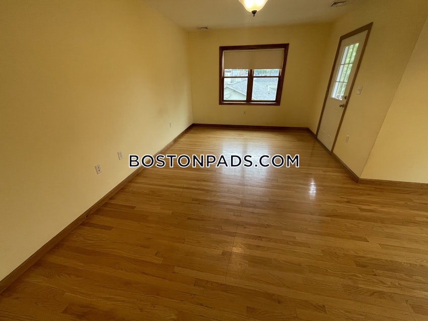 BOSTON - LOWER ALLSTON - 5 Beds, 2.5 Baths - Image 6