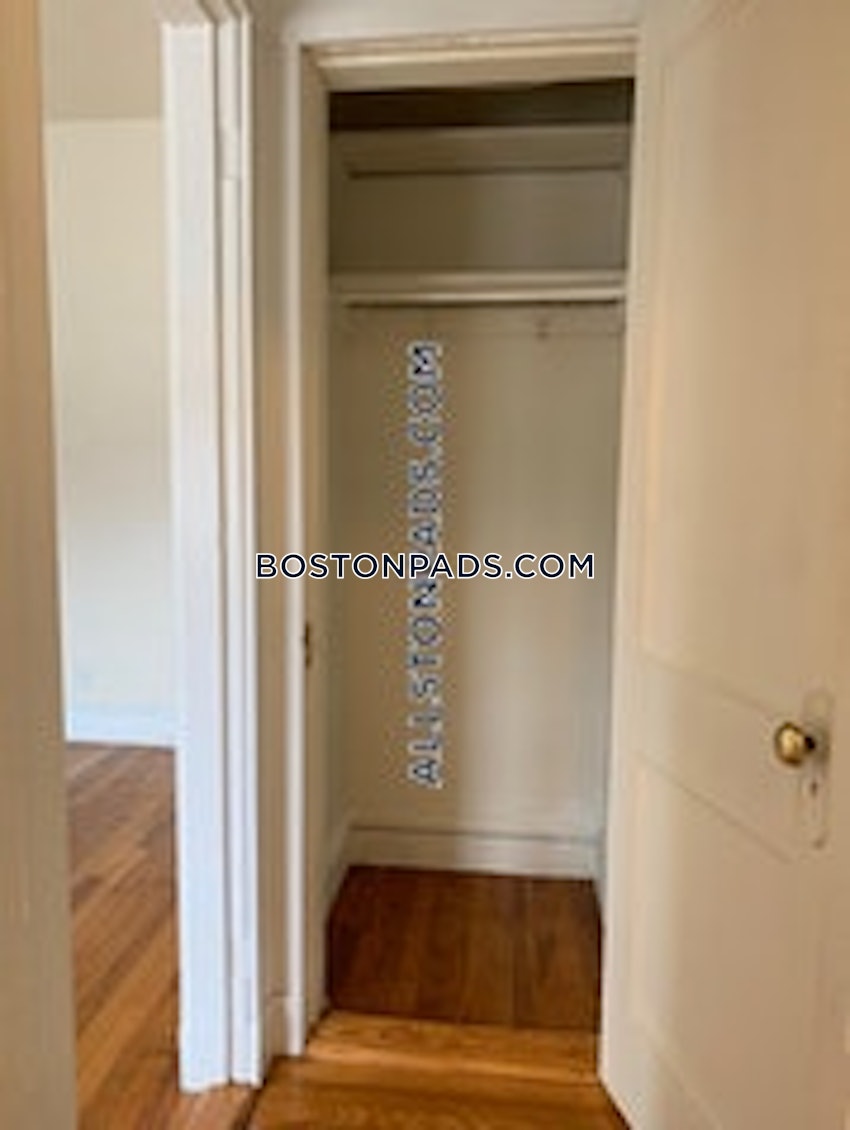 BOSTON - ALLSTON - 1 Bed, 1 Bath - Image 2