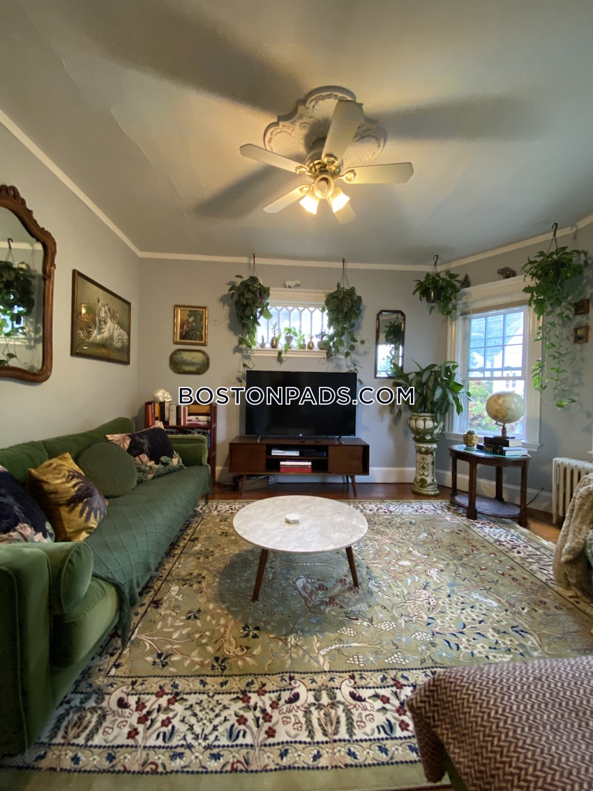 BOSTON - BRIGHTON - OAK SQUARE - 2 Beds, 1 Bath - Image 1