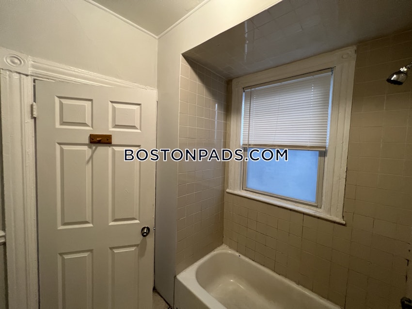 BOSTON - ROXBURY - 3 Beds, 1 Bath - Image 39