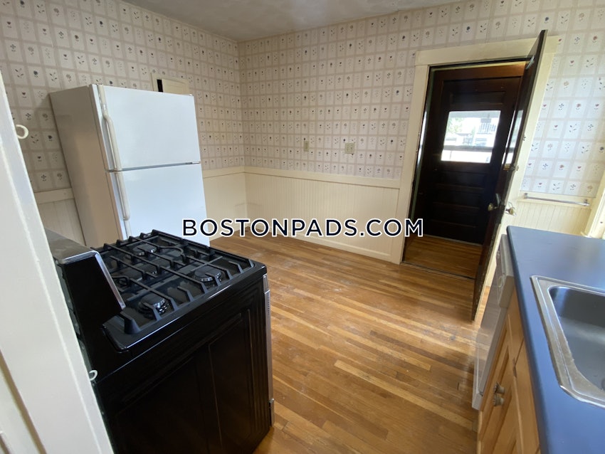 BOSTON - BRIGHTON - BOSTON COLLEGE - 3 Beds, 1 Bath - Image 13