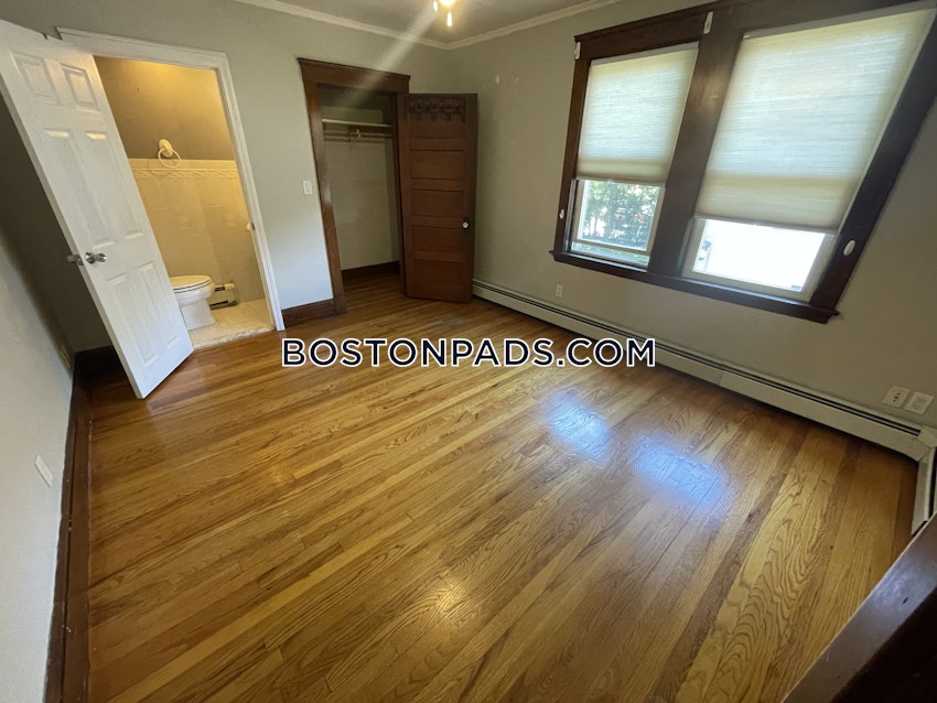 CAMBRIDGE - MT. AUBURN/BRATTLE/ FRESH POND - 2 Beds, 1.5 Baths - Image 5