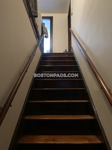 Boston - 3 Beds, 1 Baths