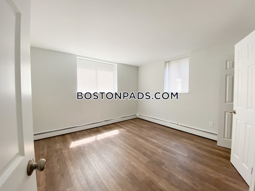 BOSTON - JAMAICA PLAIN - FOREST HILLS - 1 Bed, 1 Bath - Image 4