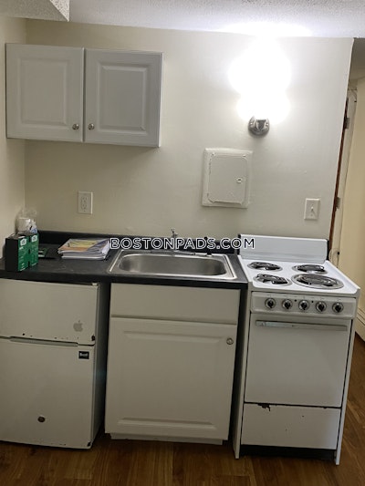 Mission Hill Studio 1 Bath Boston - $1,550 No Fee