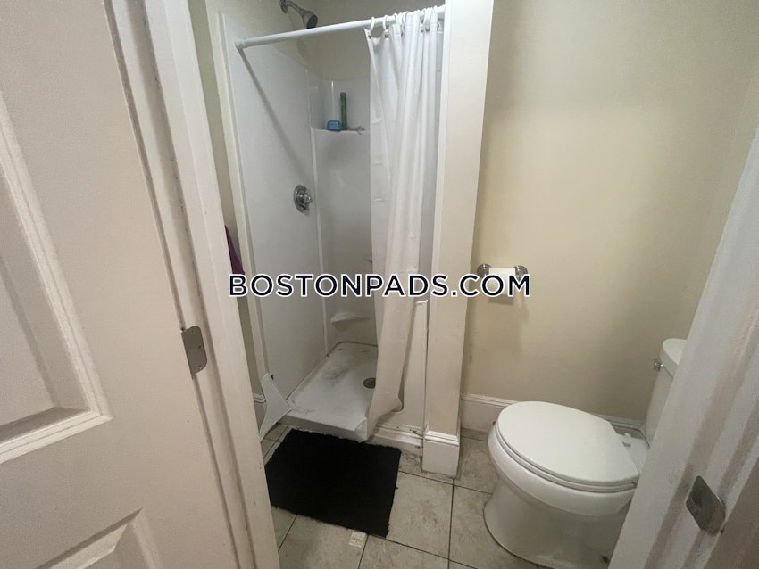 BOSTON - MISSION HILL - 4 Beds, 2 Baths - Image 40