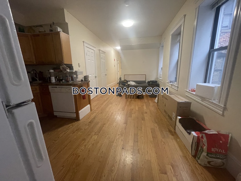 Boston - $4,995+ /month