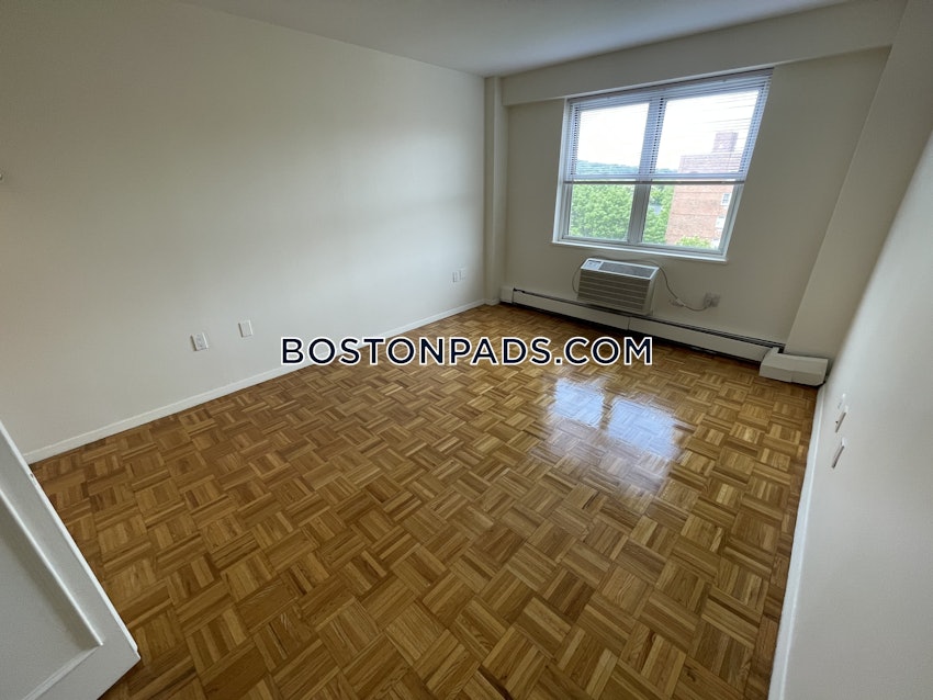 BROOKLINE- BOSTON UNIVERSITY - 2 Beds, 1.5 Baths - Image 5