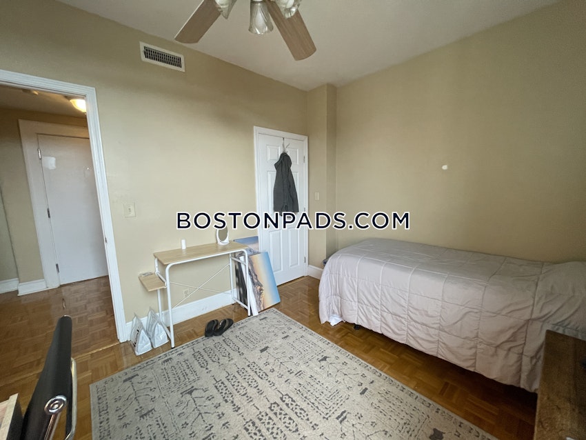BOSTON - ALLSTON - 4 Beds, 2 Baths - Image 14