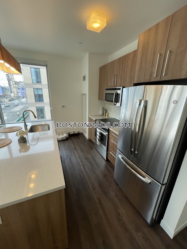 Boston - 2 Beds, 2 Baths