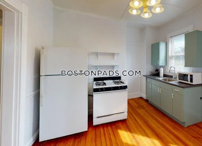 Dorchester/south Boston Border /4 Beds 1 Bath Boston - $3,600 No Fee