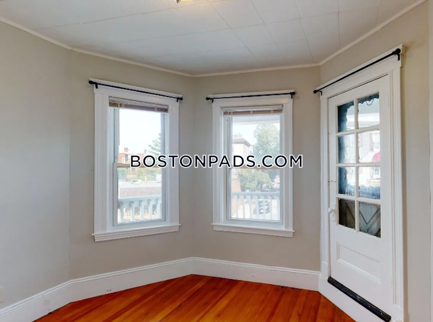 Boston - $3,600+ /month