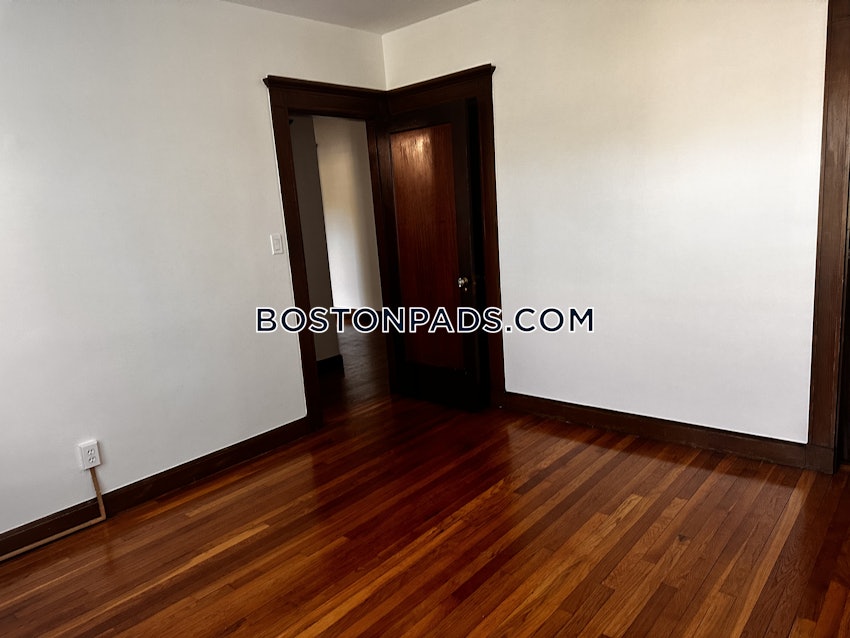 MELROSE - 1 Bed, 1 Bath - Image 31