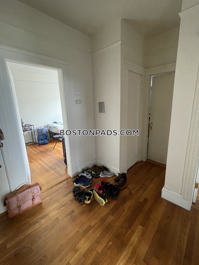 Boston - $2,295+ /mo