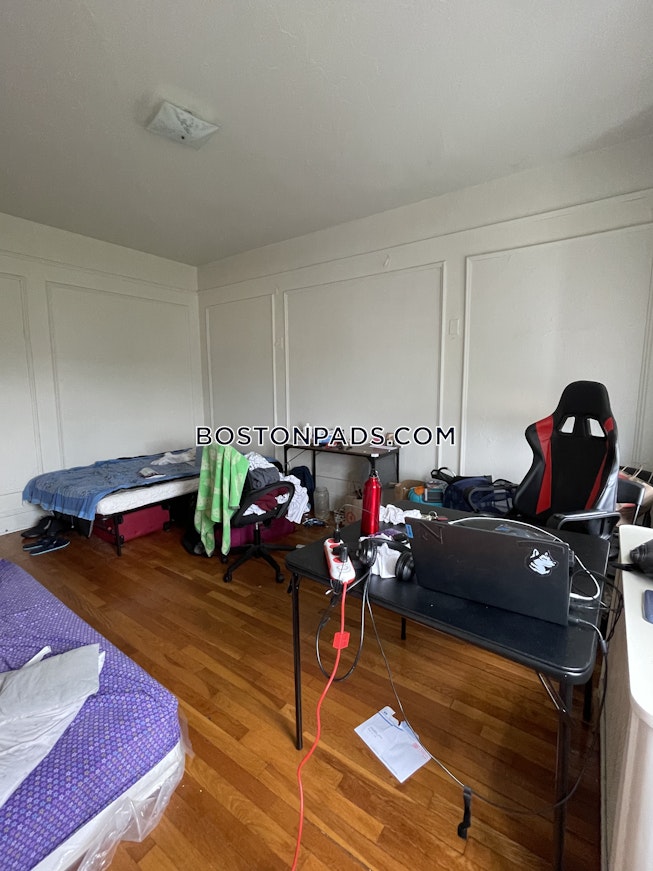 Boston - $2,295+ /mo