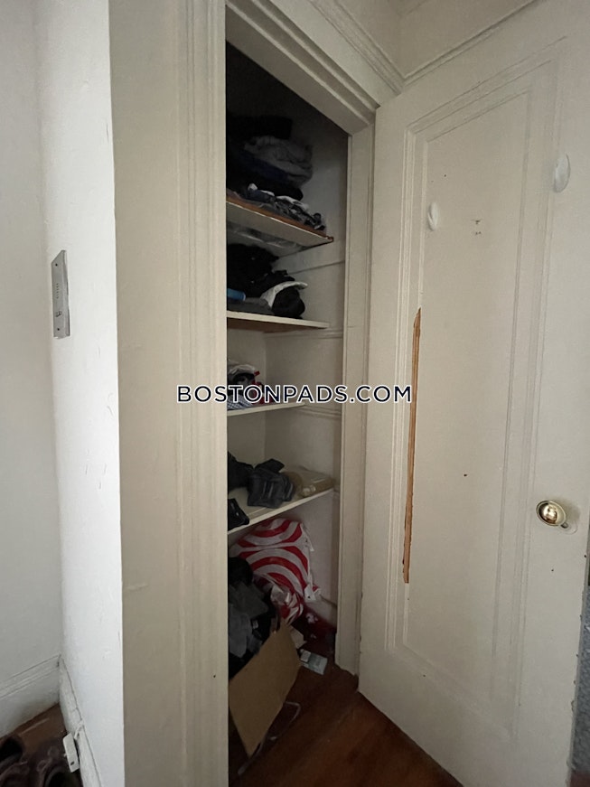 Boston - $2,295+ /mo