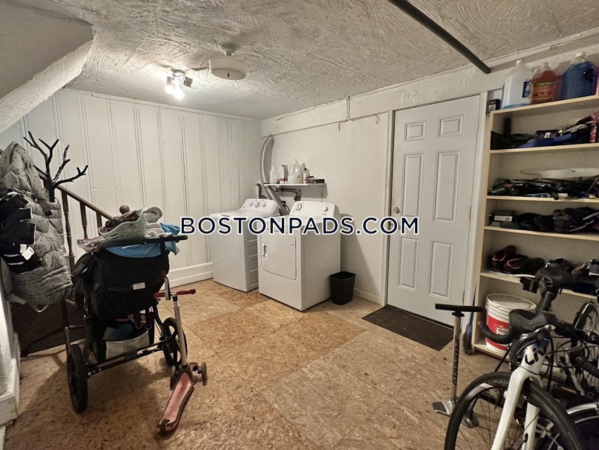 BROOKLINE- COOLIDGE CORNER - 3 Beds, 2 Baths - Image 14