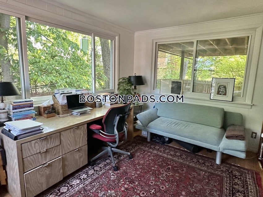 BROOKLINE- COOLIDGE CORNER - 3 Beds, 2 Baths - Image 9