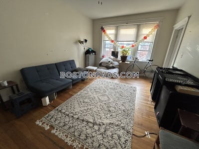 Allston /4 Beds 2 Baths Boston - $4,400 No Fee