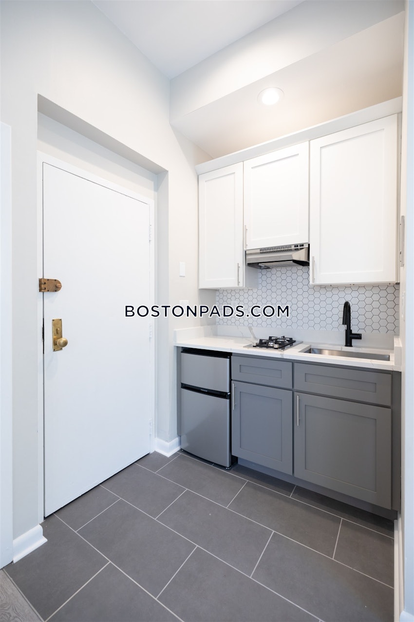 BOSTON - BACK BAY - Studio , 1 Bath - Image 1