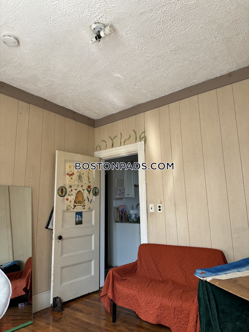 Cambridge - $3,300+ /month