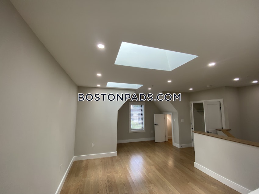 BOSTON - EAST BOSTON - EAGLE HILL - 3 Beds, 2 Baths - Image 1