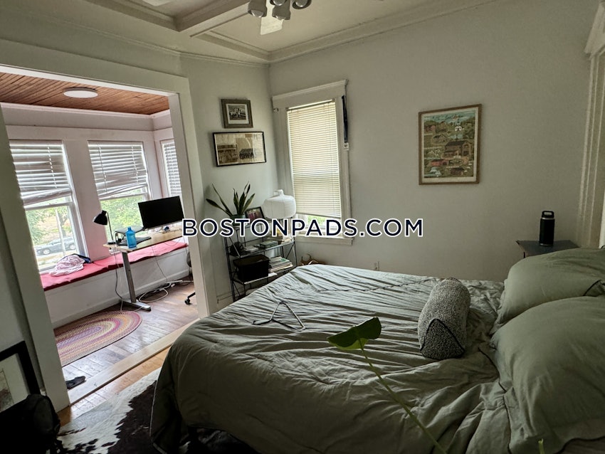 SOMERVILLE- WEST SOMERVILLE/ TEELE SQUARE - 3 Beds, 1 Bath - Image 7