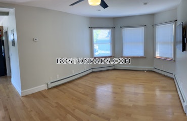 Boston - 3 Beds, 1 Baths