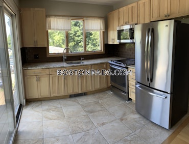 Boston - 3 Beds, 1 Baths