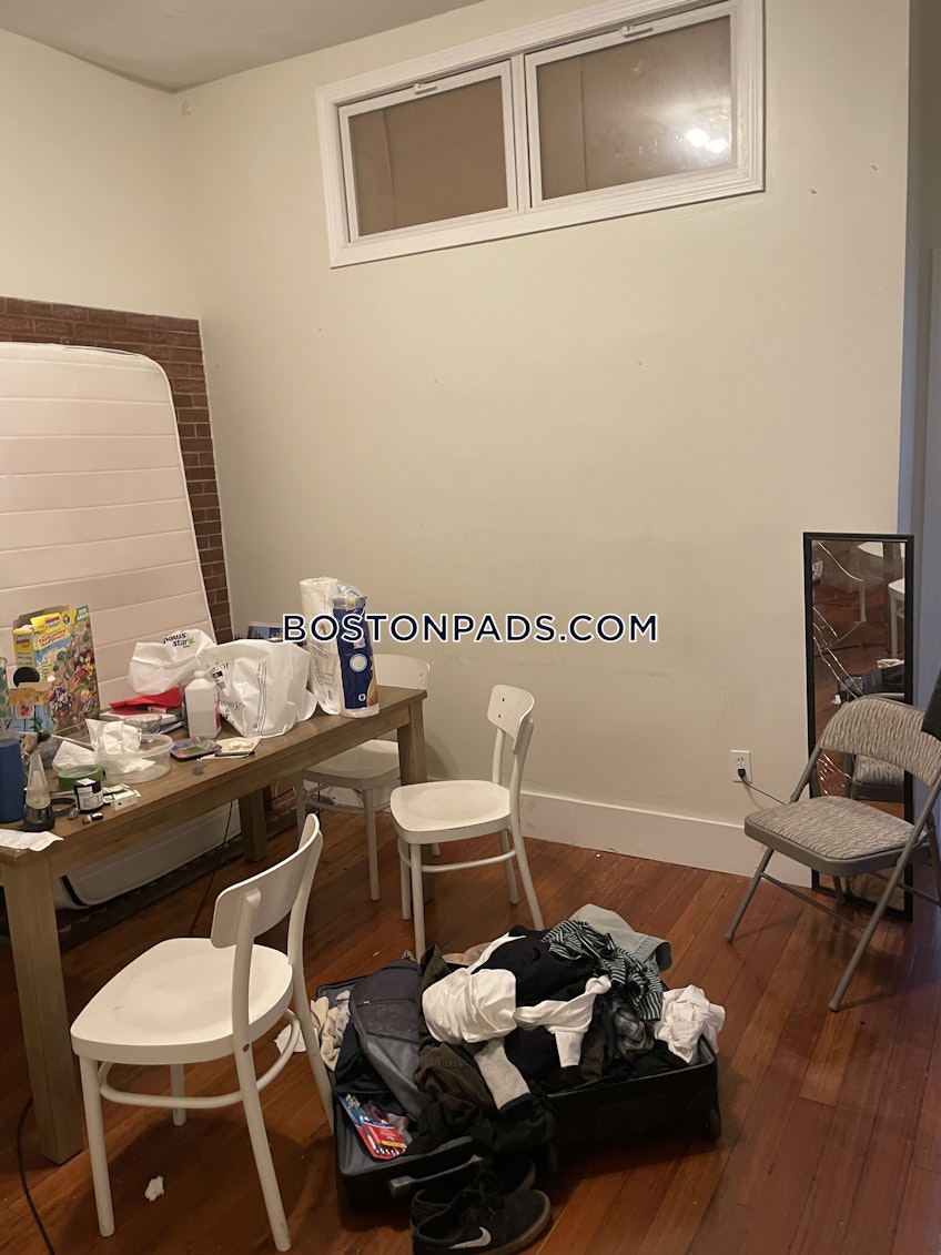 Boston - $4,800+ /month