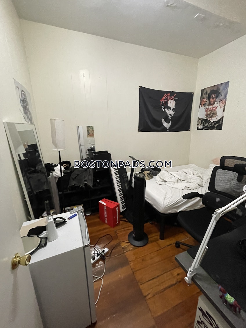 Boston - $4,800+ /month