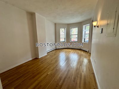 Jamaica Plain 1 Bed 1 Bath Boston - $2,200 No Fee