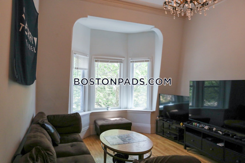 BOSTON - SOUTH BOSTON - THOMAS PARK - 4 Beds, 2 Baths - Image 8
