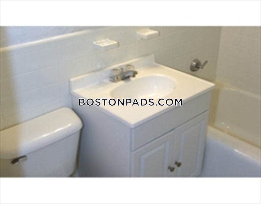 BROOKLINE- COOLIDGE CORNER - 1 Bed, 1 Bath - Image 4