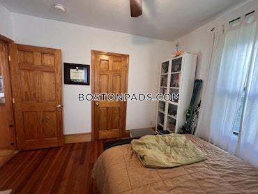 Boston - 3 Beds, 2 Baths