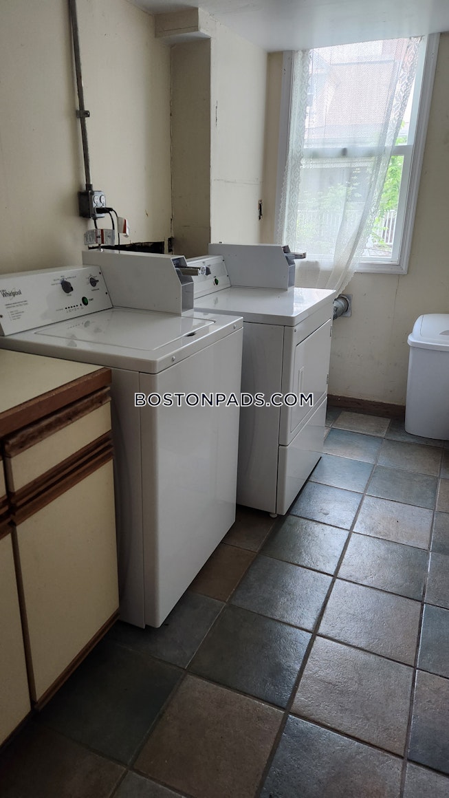 Brookline - $4,300+ /mo