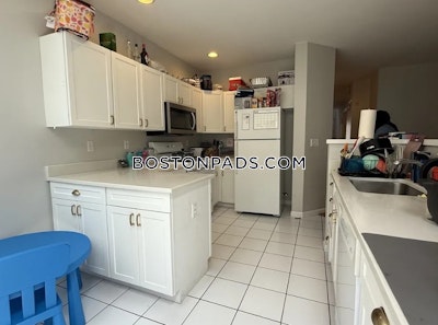 Quincy 3 Beds 2.5 Baths  South Quincy - $4,050 No Fee