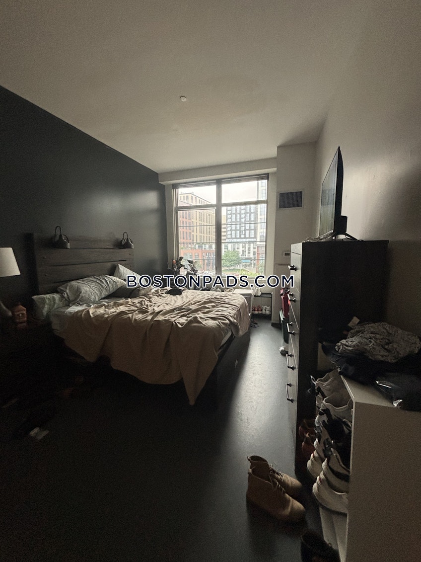 Boston - $4,000+ /month