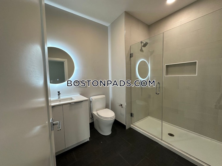 Saratoga St., Boston