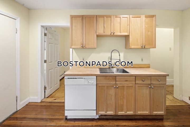 cambridge-4-beds-2-baths-central-squarecambridgeport-3650-8004939 
