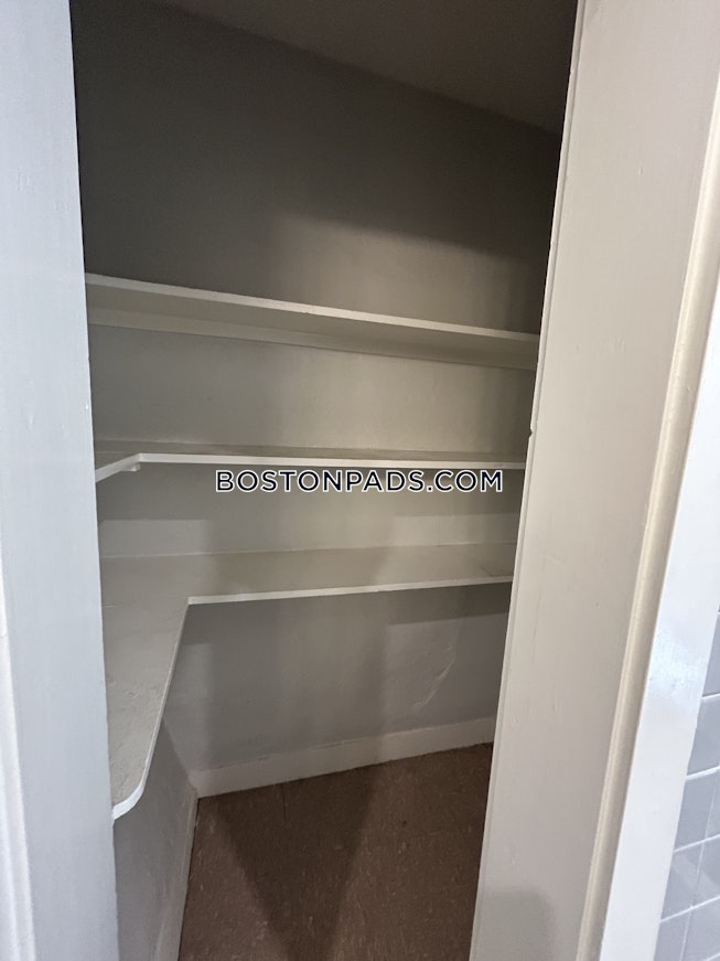 Cambridge - $3,000+ /mo