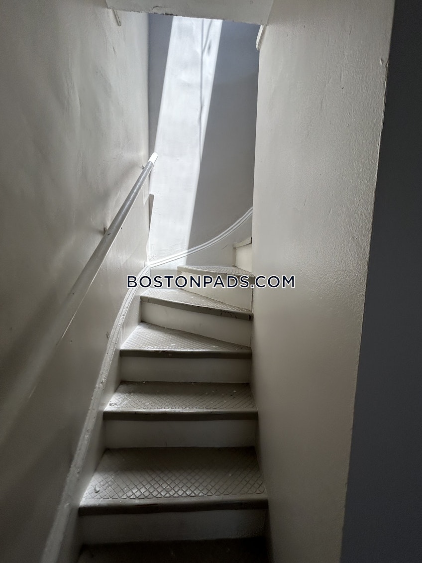 Cambridge - $3,000+ /month