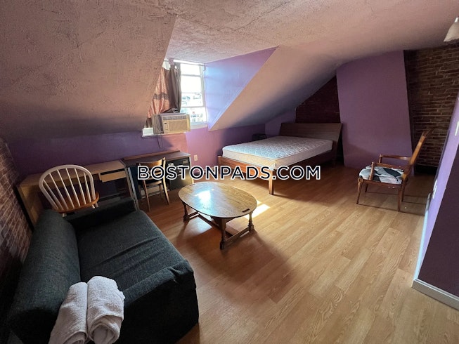 Boston - $2,150+ /mo