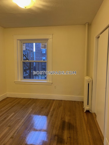 Boston - 2 Beds, 1 Baths