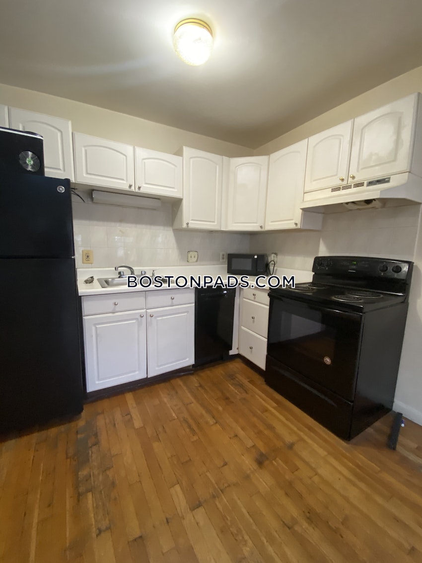 BOSTON - SOUTH BOSTON - WEST SIDE - 2 Beds, 1 Bath - Image 4