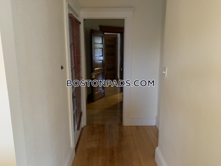 MALDEN - 3 Beds, 1 Bath - Image 8