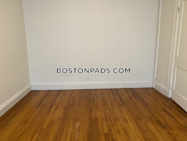 Boston - 0 Beds, 1 Baths